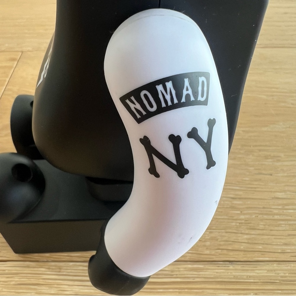 Ssur New York 400% Be@rbrick by
Medicom - Picture 6 of 10